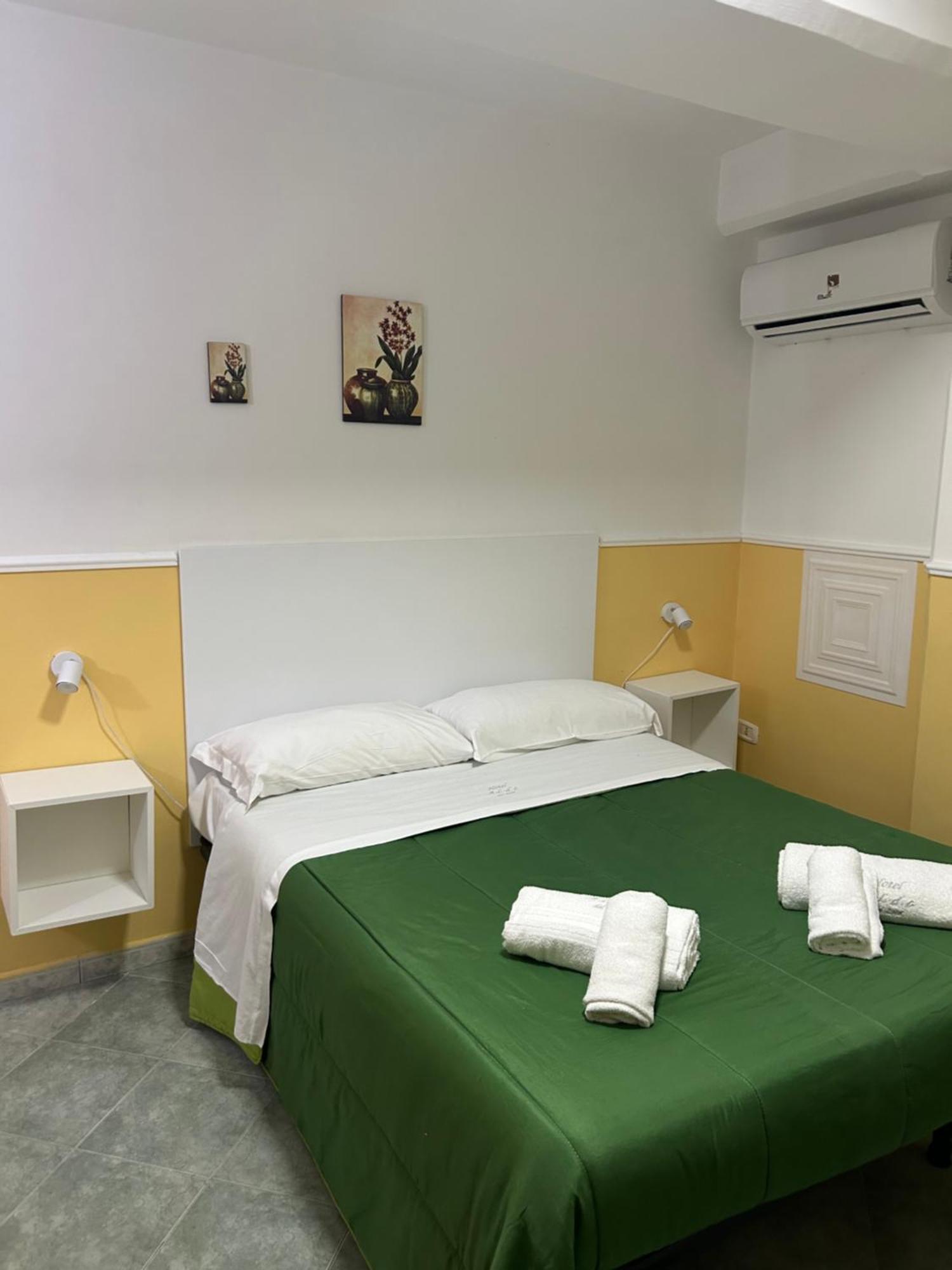 Hotel Alloggio Del Conte Napoli Ngoại thất bức ảnh